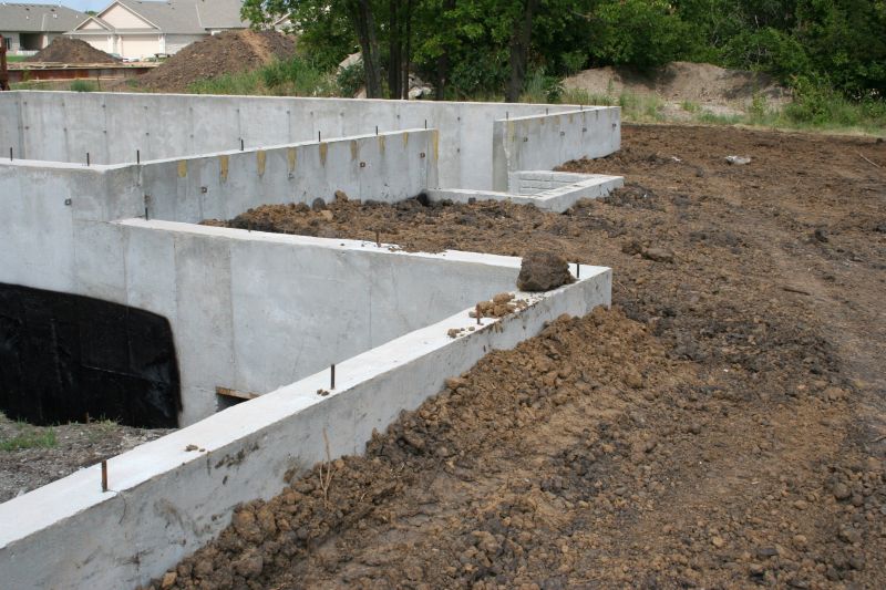 Foundation Wall Pouring in Oakland County, MI
